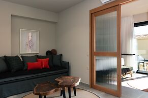 Chapter 02 Gallery Suites