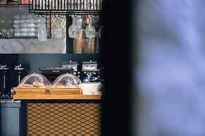 Chapter 02 Gallery Suites