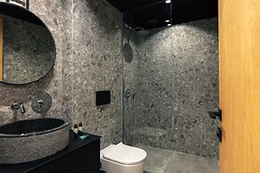 Chapter 02 Gallery Suites