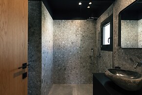 Chapter 02 Gallery Suites