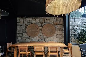 Chapter 02 Gallery Suites