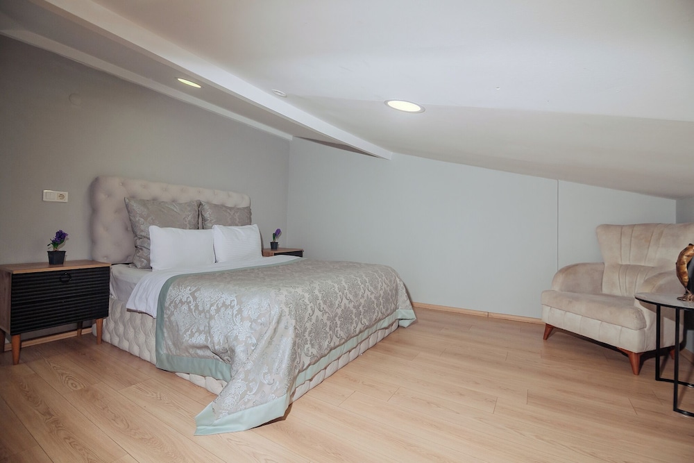 Wonder Suites