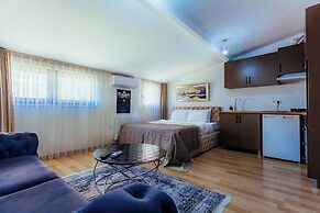Wonder Suites