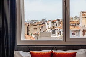 Wonder Suites