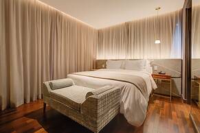 Qoya São Paulo Paulista, Curio Collection by Hilton