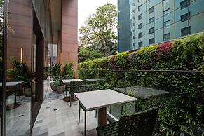 Qoya São Paulo Paulista, Curio Collection by Hilton