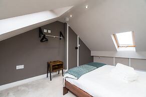 Homely and Modern Maisonette in Vibrant Bristol