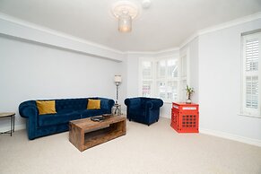 Homely and Modern Maisonette in Vibrant Bristol