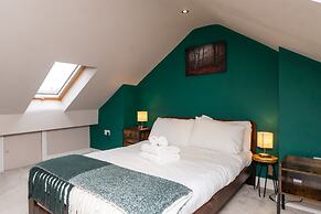 Homely and Modern Maisonette in Vibrant Bristol