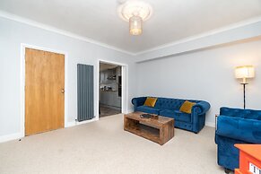 Homely and Modern Maisonette in Vibrant Bristol