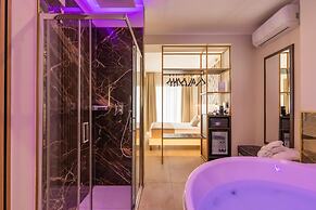 AlbaDea Suite&Jacuzzi