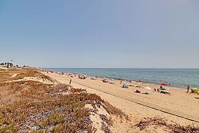 Faro Airport Flat 2 by Homing