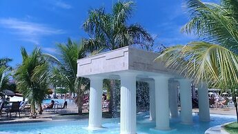 Resort Lacqua Diroma