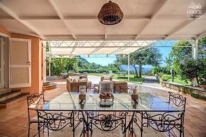 The Lookout Exclusive Garden Villa With Capri Views