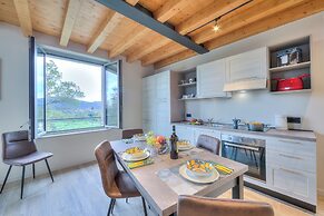 Ricomilla Family - Terrace & Parking