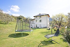 Ricomilla Family - Terrace & Parking