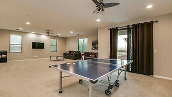 Luxe 4 Bdrm W/pool and Spa on Golf Course Lot!