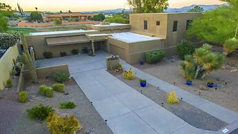 Luxe 4 Bdrm W/pool and Spa on Golf Course Lot!