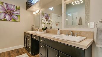 Spectacular Hilltop Home W/resort Like Backyard!