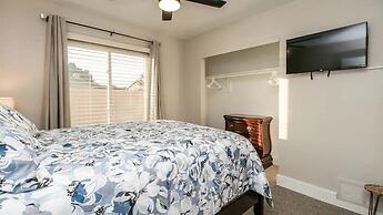 Spectacular Hilltop Home W/resort Like Backyard!