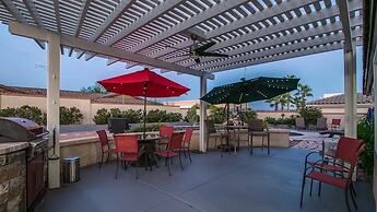 Spectacular Hilltop Home W/resort Like Backyard!