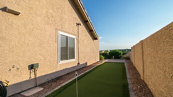 Spectacular Hilltop Home W/resort Like Backyard!