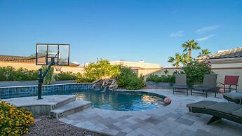Spectacular Hilltop Home W/resort Like Backyard!