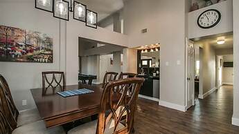 Spectacular Hilltop Home W/resort Like Backyard!