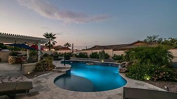 Spectacular Hilltop Home W/resort Like Backyard!