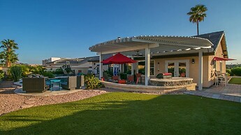 Spectacular Hilltop Home W/resort Like Backyard!