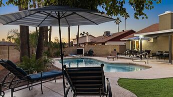 Modern and Stylish Remodeled 4 Bdrm w/ HTD Pool!