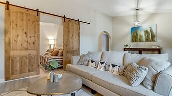 Modern and Stylish Remodeled 4 Bdrm w/ HTD Pool!