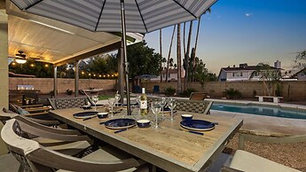 Modern and Stylish Remodeled 4 Bdrm w/ HTD Pool!