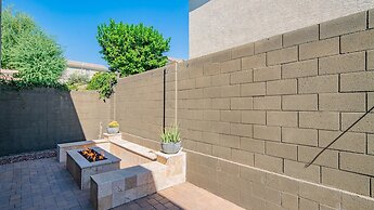 Stylish Cave Creek 3 Bdrm Vacation Home!