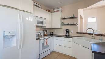 Stylish Cave Creek 3 Bdrm Vacation Home!
