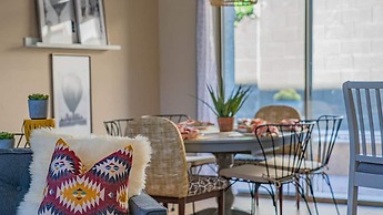 Stylish Cave Creek 3 Bdrm Vacation Home!