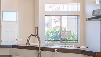 Stylish Cave Creek 3 Bdrm Vacation Home!