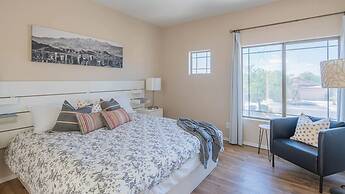 Stylish Cave Creek 3 Bdrm Vacation Home!