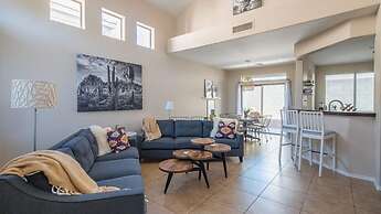 Stylish Cave Creek 3 Bdrm Vacation Home!
