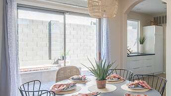Stylish Cave Creek 3 Bdrm Vacation Home!