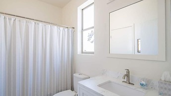 Stylish Cave Creek 3 Bdrm Vacation Home!