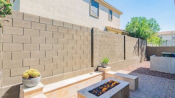 Stylish Cave Creek 3 Bdrm Vacation Home!