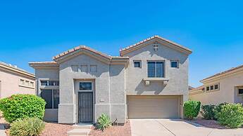 Stylish Cave Creek 3 Bdrm Vacation Home!