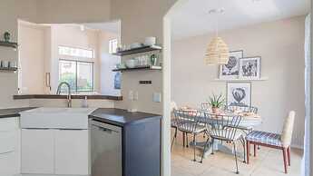 Stylish Cave Creek 3 Bdrm Vacation Home!