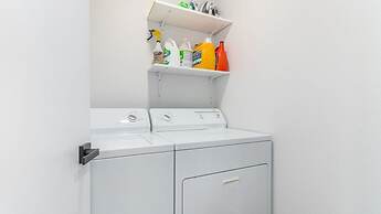 NEW 7bdrm-4ba Million+ Estate W/amazing Amenities