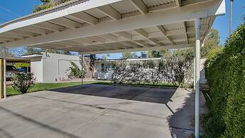 Cozy Arcadia Hideaway W/charm & Style!