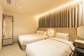 Hotel The Grang Seogwipo