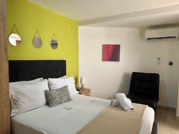 Laureles Guest House - LGH Hotel
