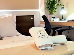 Laureles Guest House - LGH Hotel