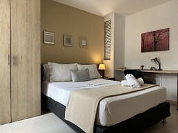 Laureles Guest House - LGH Hotel